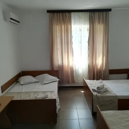 Vendégház Calil