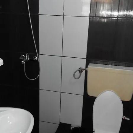 Vendégház Calil